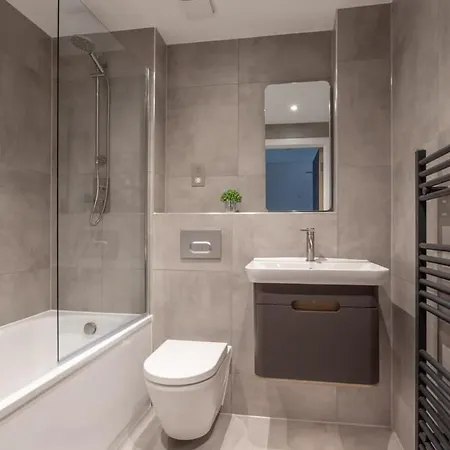 Zeni Ouse Court 2bed Flat With Balcony Apartament York