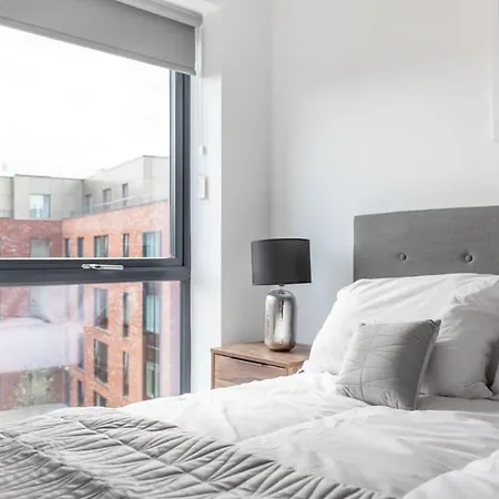 Zeni Ouse Court 2bed Flat With Balcony Apartament York